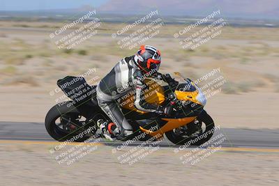 media/Sep-09-2023-SoCal Trackdays (Sat) [[6f49351c42]]/Turn 9 Inside (9am)/